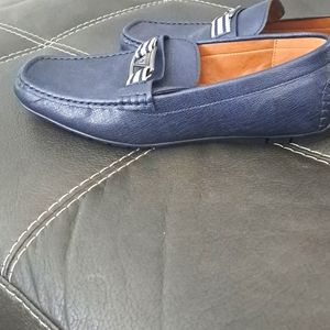 New Guess men's slip on dress shoes